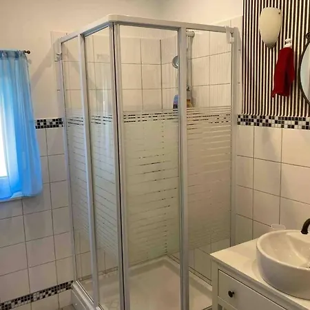 Near The شقة سبليت