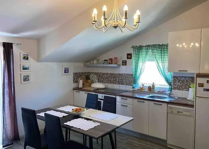 Apartment Near The Split